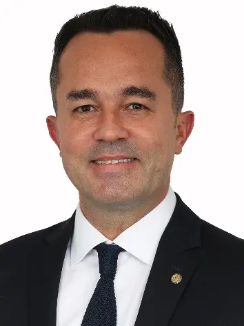 Stefano Aguiar